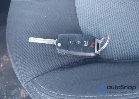 2014 Kia Sportage Lx z USA, uszkodzony, nr VIN KNDPBCAC7E7667536